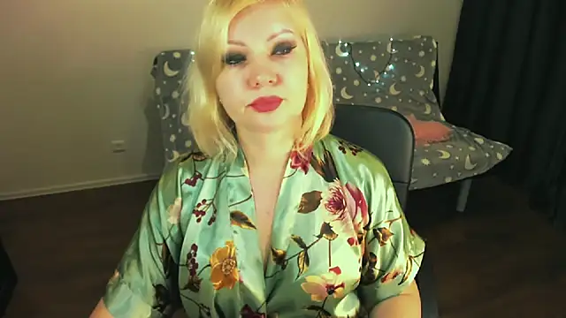 Angelaroberti3 online show from January 12, 2025, 2:09 pm