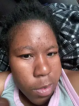 Muskthickgirl online show from June 3, 2026, 8:06 am