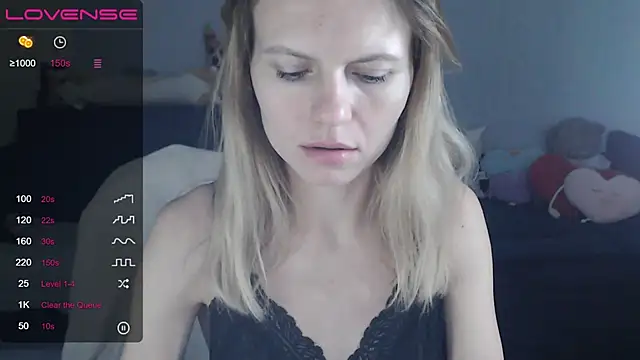 night is dark online show from December 22, 2024, 6:26 pm