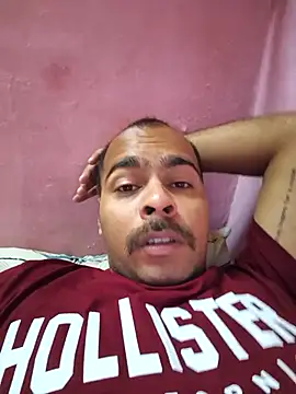 Vickyrajput009 online show from September 14, 2025, 11:31 am