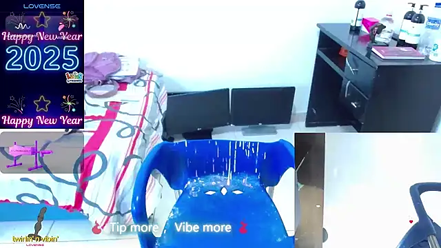 keyklin1 online show from February 19, 2025, 9:47 pm