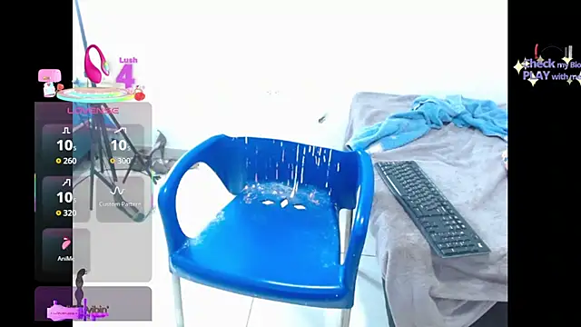 keyklin1 online show from October 14, 2025, 11:44 am