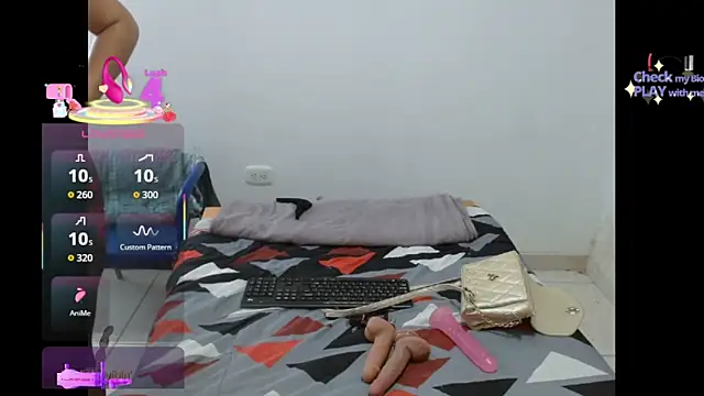 keyklin1 online show from November 8, 2025, 1:11 pm