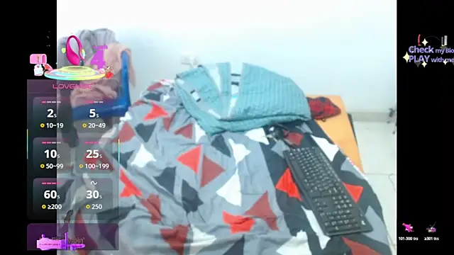 keyklin1 online show from December 3, 2025, 7:45 pm