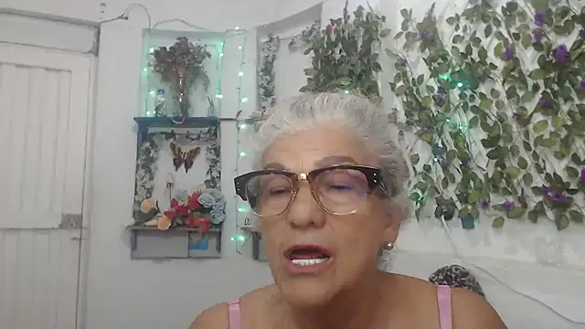 FunnyGrandma online show from December 13, 2024, 2:21 am