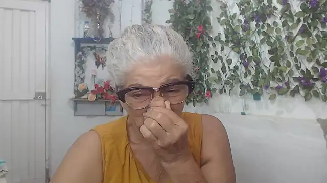 FunnyGrandma online show from December 17, 2024, 12:23 am