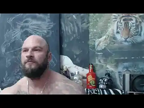 Snapshot of viking_30 chatting on April 25, 2026, 6:05 pm viking 30 online show from April 25, 2026, 6:05 pm