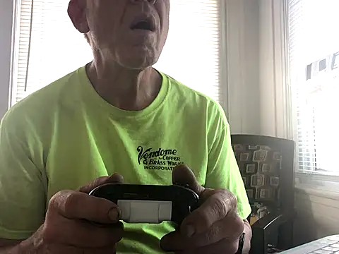 Snapshot of Jcharlesnew69@xh chatting on October 2, 2025, 9:33 pm Jcharlesnew69xh online show from October 2, 2025, 9:33 pm