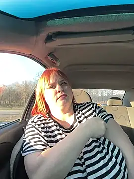 Model9798 online show from February 25, 2025, 2:11 pm