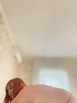 Snapshot of Model9798 chatting on March 20, 2026, 7:24 am Model9798 online show from March 20, 2026, 7:24 am