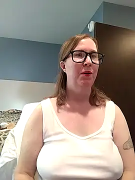 SweetandNaughty1 online show from October 7, 2025, 8:28 pm