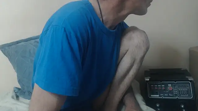 yvesstorm1 online show from May 28, 2026, 5:54 pm