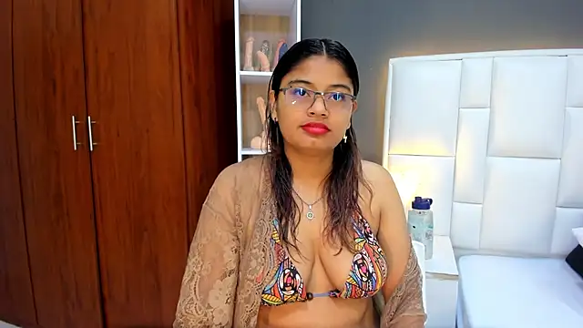 yeral2017 online show from December 19, 2025, 2:02 pm