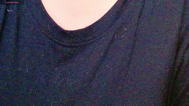 AleshaArabian online show from February 5, 2025, 7:53 pm