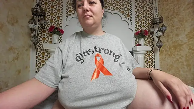 AleshaArabian online show from March 4, 2026, 5:13 am