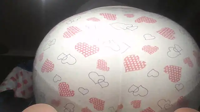 prettyangelsquirt online show from September 18, 2025, 10:23 pm