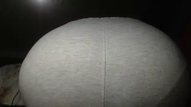 prettyangelsquirt online show from February 27, 2026, 8:53 pm