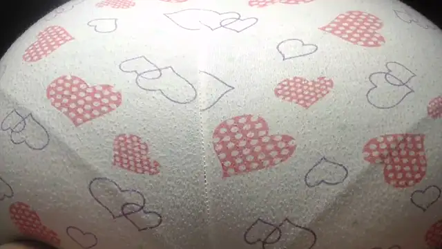 prettyangelsquirt online show from March 25, 2026, 3:23 am