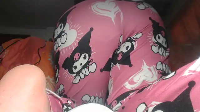 Snapshot of prettyangelsquirt chatting on June 14, 2026, 9:28 pm prettyangelsquirt online show from June 14, 2026, 9:28 pm