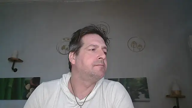 matrikes1 online show from February 2, 2025, 12:24 pm