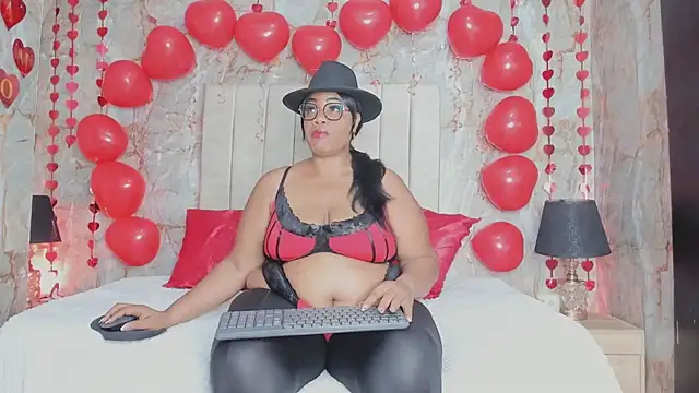 AranzaLatinBlacks online show from February 14, 2025, 7:02 pm