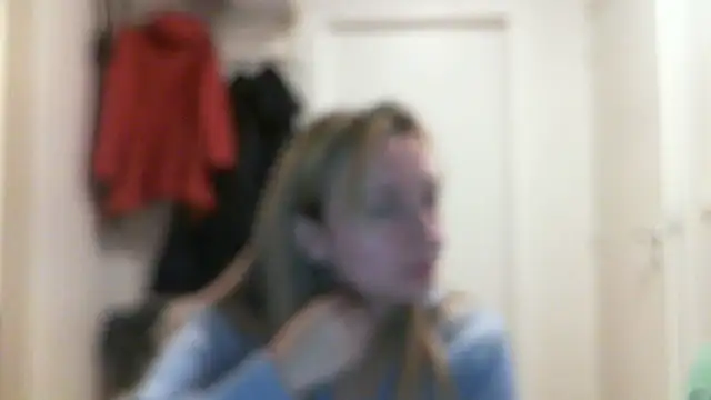 SusanCurt online show from November 27, 2025, 10:17 am