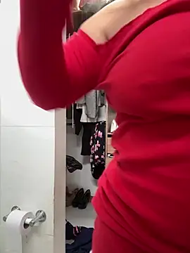 moniquerainx online show from February 6, 2026, 3:04 pm