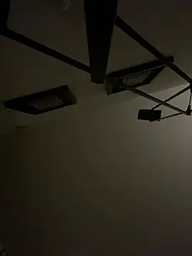 ANONIMO7735 online show from March 12, 2025, 11:12 pm