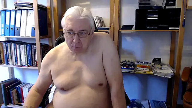 SchwanzhureXXL online show from March 5, 2025, 10:11 am