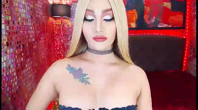 Snapshot of KylieMaxwellCaulfield_TS chatting on March 3, 2025, 12:26 am KylieMaxwellCaulfield TS online show from March 3, 2025, 12:26 am