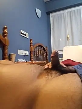 Snapshot of Starstev chatting on November 13, 2025, 7:13 pm Starstev online show from November 13, 2025, 7:13 pm