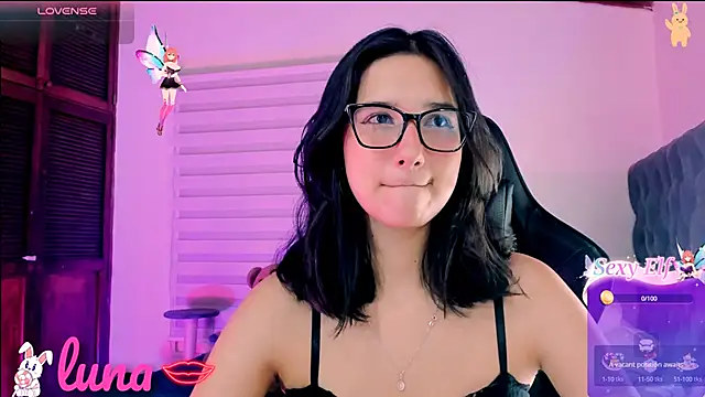 Snapshot of Luniverse chatting on January 11, 2025, 10:40 pm Luniverse online show from January 11, 2025, 10:40 pm