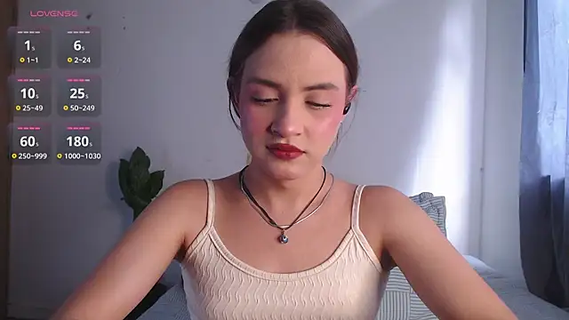 Snapshot of valen_thompson chatting on May 13, 2026, 8:49 pm valen thompson online show from May 13, 2026, 8:49 pm