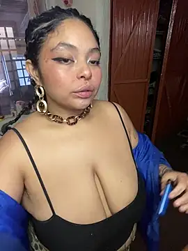 PrincessLauren420 online show from January 28, 2025, 3:25 pm