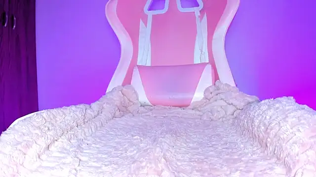 KataFerreira777 online show from March 30, 2026, 11:39 pm