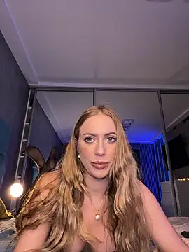 RockQueen A online show from February 9, 2026, 4:38 am