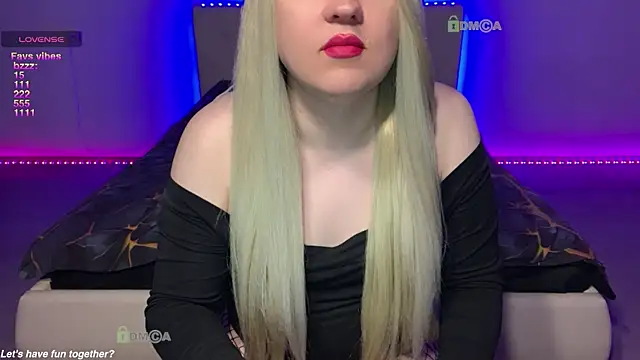 camsmiley online show from April 3, 2026, 6:00 am