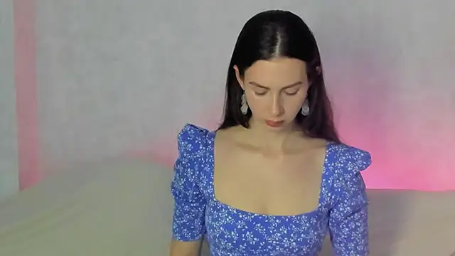 Snapshot of Teresa_Hardly chatting on November 13, 2025, 8:19 pm Teresa Hardly online show from November 13, 2025, 8:19 pm