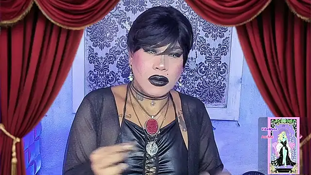 tsviolett online show from November 18, 2025, 6:12 pm