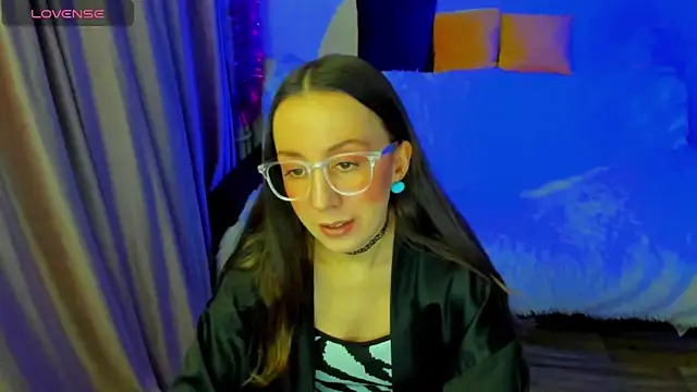 Snapshot of CurlySteph chatting on February 5, 2026, 8:46 pm CurlySteph online show from February 5, 2026, 8:46 pm