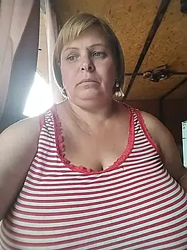 EvaCristal online show from July 13, 2026, 9:34 am