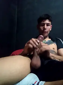 dannnyhot24 online show from February 3, 2025, 11:05 pm