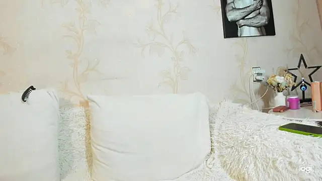 EmmaAmazingEyes online show from May 30, 2026, 9:34 pm