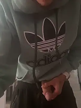 12jun online show from September 9, 2025, 8:08 pm