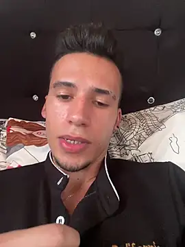 12jun online show from April 4, 2026, 9:12 pm