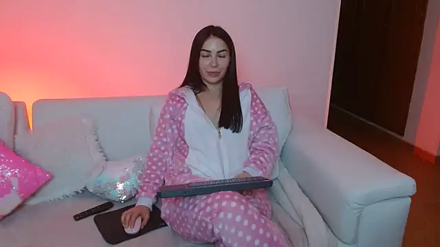 ariana28 online show from February 27, 2025, 11:48 pm