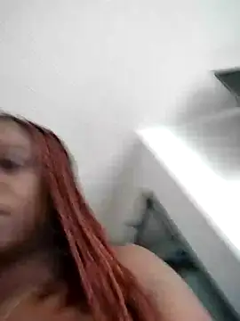 doucebrune online show from March 18, 2026, 6:55 pm