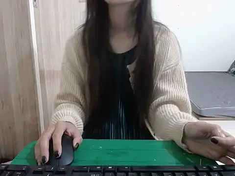 Snapshot of Sakura_Moe chatting on December 7, 2024, 8:44 am Sakura Moe online show from December 7, 2024, 8:44 am