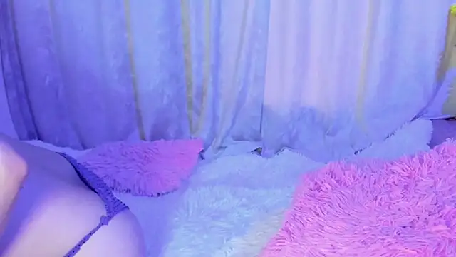 Snapshot of Mia_Wintermood chatting on March 21, 2025, 12:28 pm Mia Wintermood online show from March 21, 2025, 12:28 pm