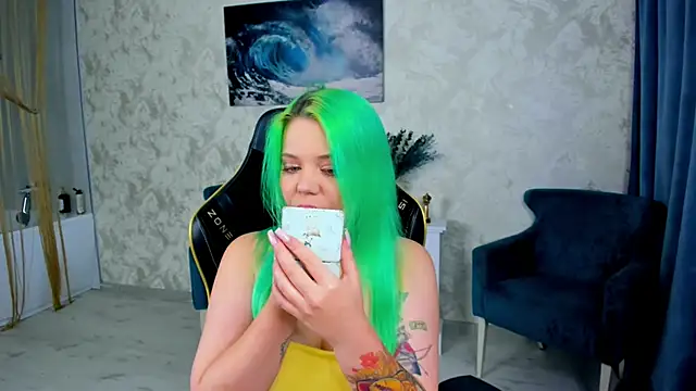 Snapshot of EnergyBunny_1 chatting on February 24, 2026, 7:23 pm EnergyBunny 1 online show from February 24, 2026, 7:23 pm